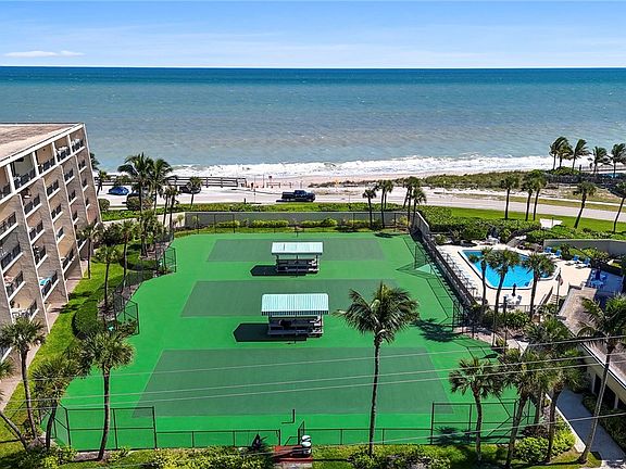3rd image of 3939 Ocean Dr APT 205B