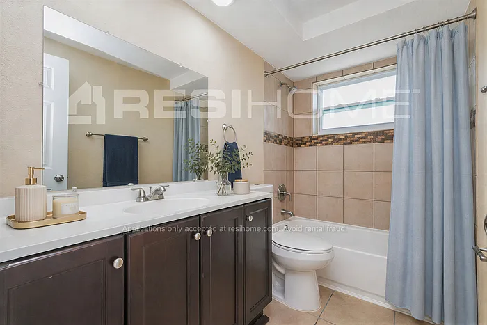 3539 Oxford Dr — Photo 10