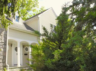 27 Rose Ave #2, Harrison, NY 10528