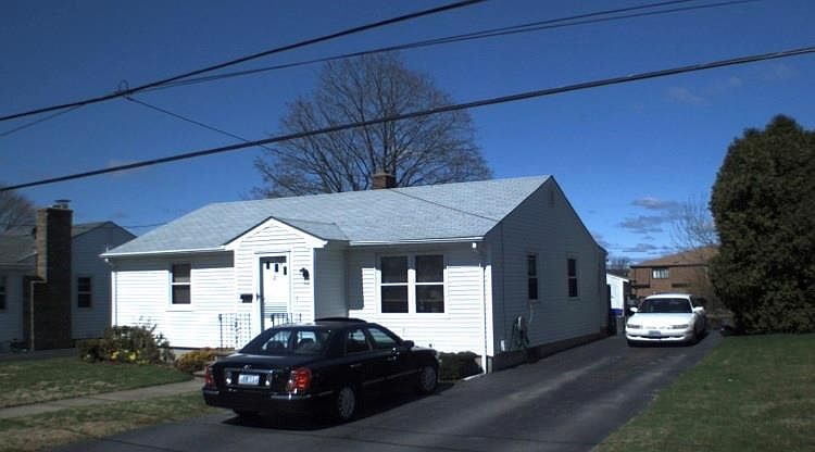 1st image of 21 Bel Air Dr