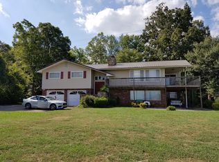 2506 Hobbs Rd, Louisville, TN 37777