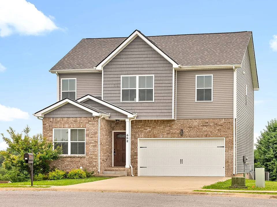 668 Crestone Ct