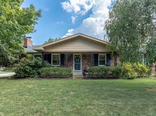 7406 Moredale Rd, Graymoor Devondale, KY 40222