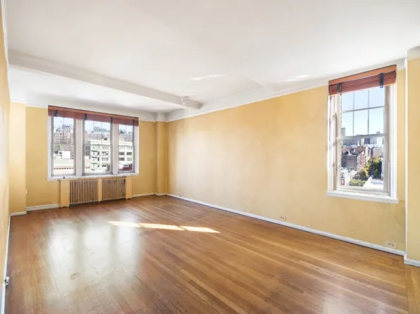 302 West 12th Street image 1 of 14