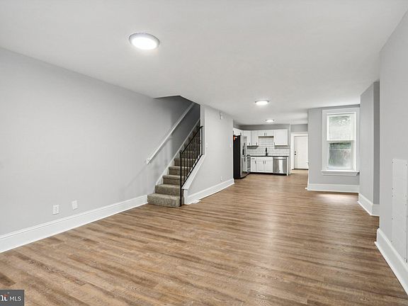 4th image of 4028 Haverford Ave