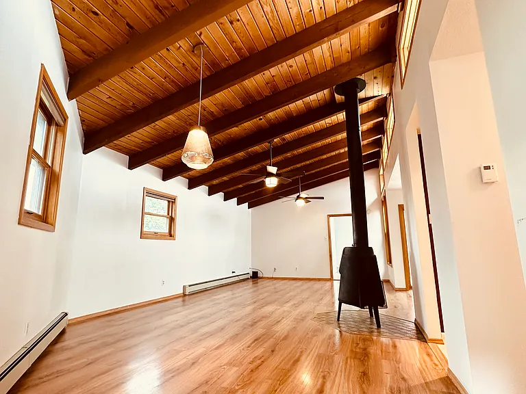 1980 Camino Mora — Photo 5