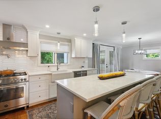 28 Pasture Rd, Reading, MA 01867