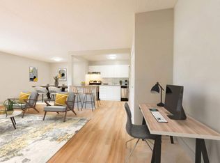 435 Kerr St #497007CF8, Oakville, ON L6K3C2