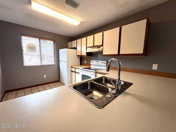 4th image of 3559 Forest Branch Dr APT C