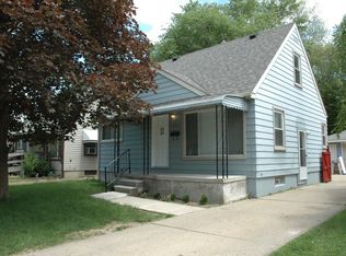 18466 Sumner, Redford, MI 48240