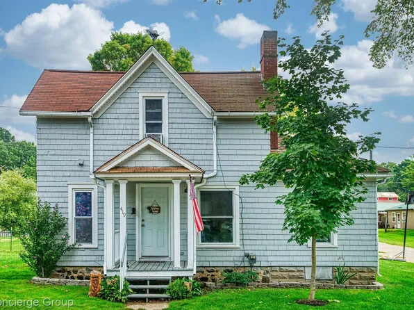 419 S Center St, Stockbridge, MI 49285