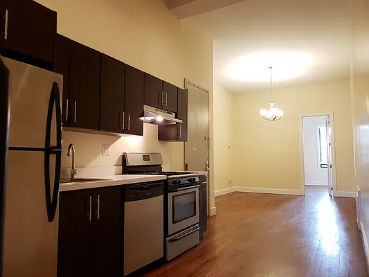 Rented by Signature Property Realty | media 6