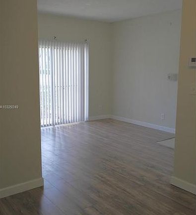 3rd image of 651 Cypress Lake Blvd #B19