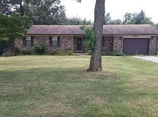 5985 Flaherty Rd, Vine Grove, KY 40175