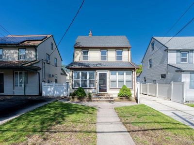 89-67 218th Place, Queens Village, NY, 11427