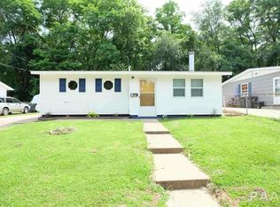 1410 Fenley St, Pekin, IL