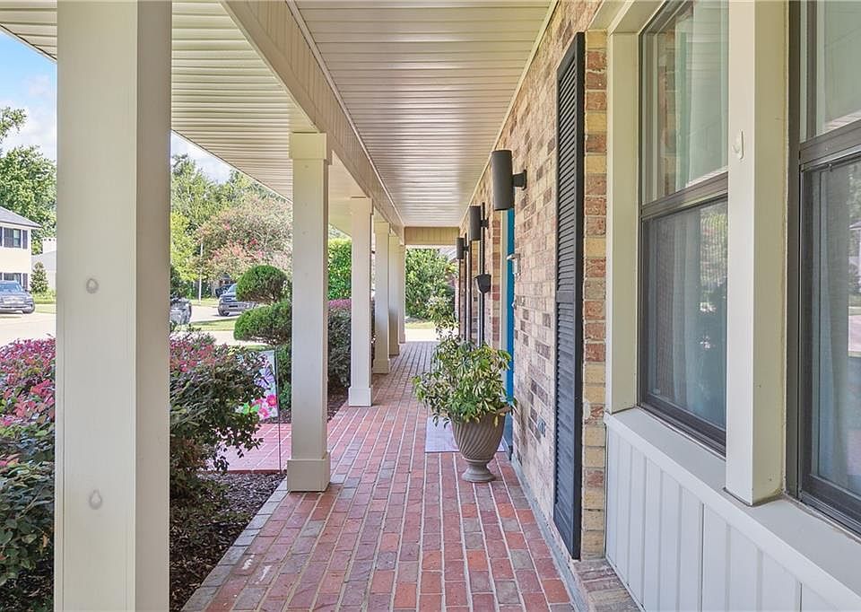 15 Imperial Woods Dr, Harahan, LA 70123 Zillow
