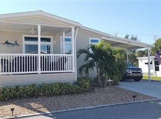 126 Capri Dr, Palmetto, FL 34221