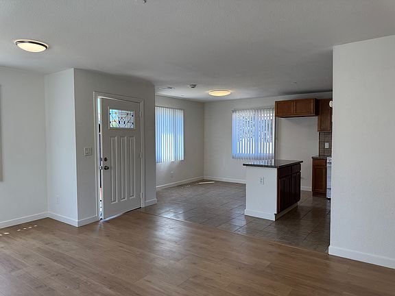 5th image of 289 E 46th St #289