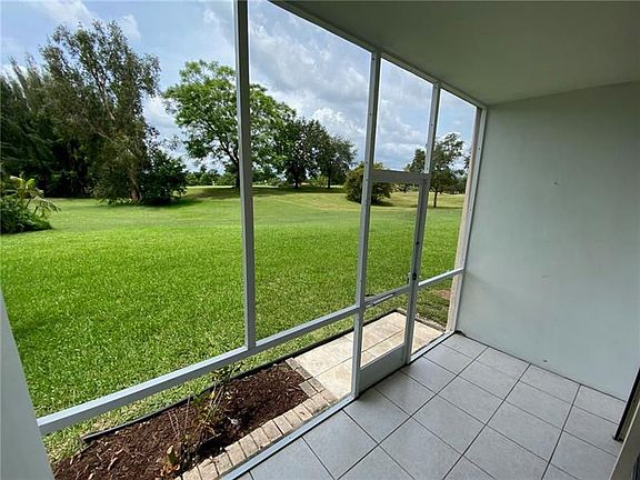 4th image of 2495 SW 82nd Ave