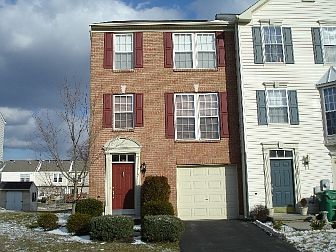 1st image of 217 N Bridlewood Dr