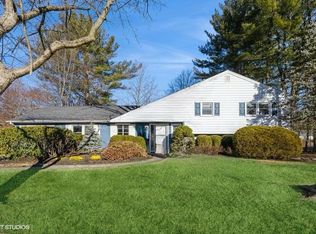 10 Gerken Dr, New City, NY