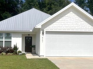 8101 Carmel Cir, Foley, AL 36535