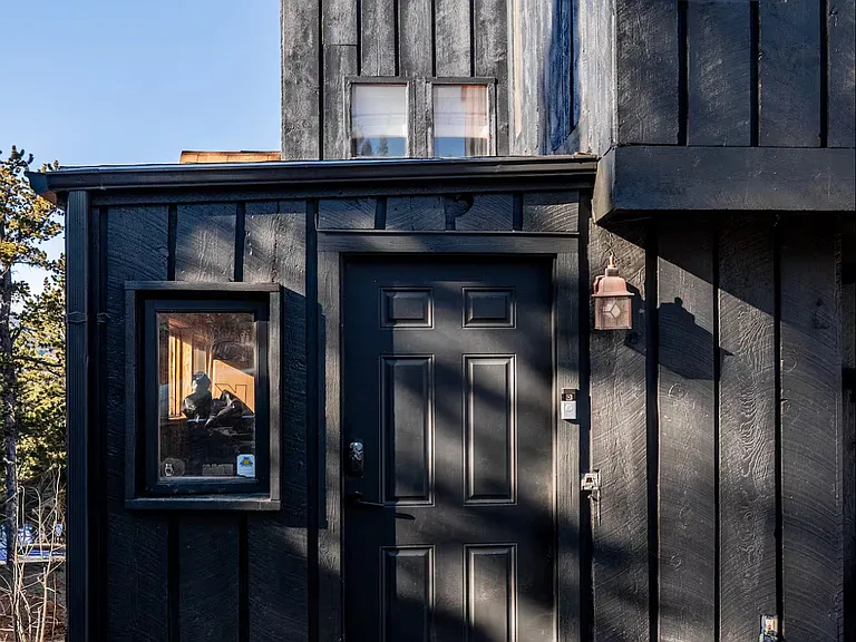 90 Peakview Dr — Photo 1