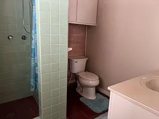 717 Hallam St — Photo 10