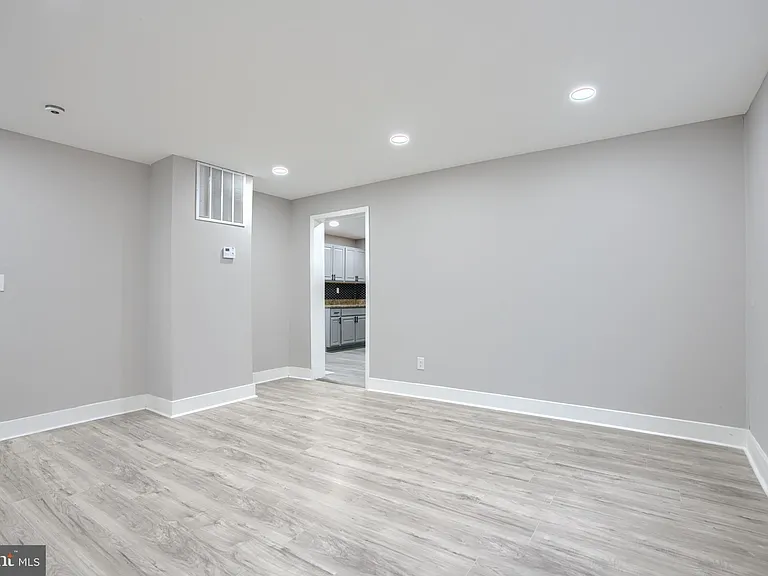 3807 Fleetwood Ave #1 — Photo 4