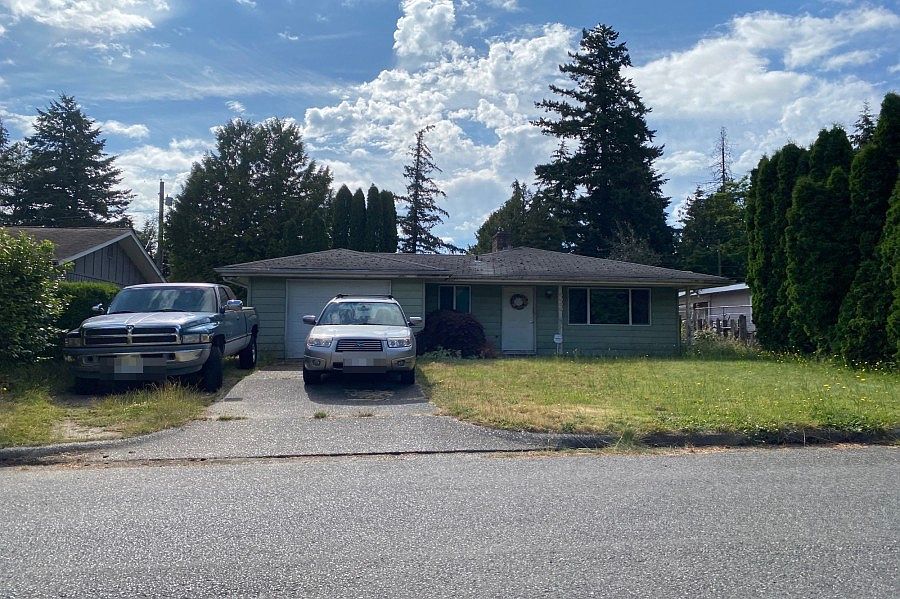 1st image of 9008 S Thompson Ave