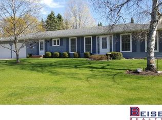 150 Sunset Ct, Omro, WI 54963