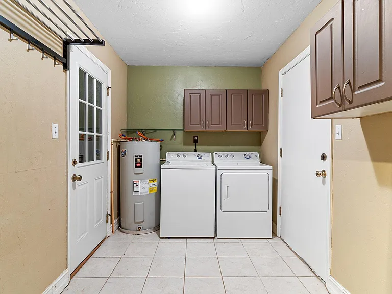 3213 Shimmy Ln — Photo 17