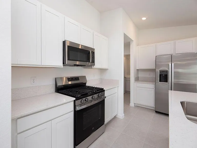 11146 NW Fernbrook Dr — Photo 9