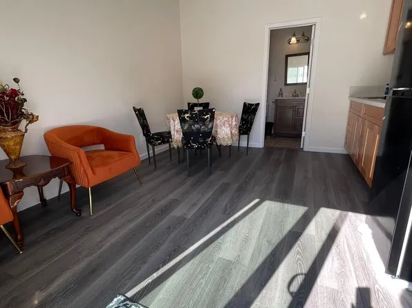 7449 Elm Grove Ave #B, Corona, CA 92880