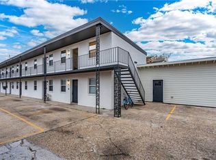 529 Central Ave APT 4, New Orleans, LA 70121