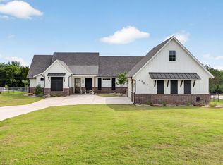 4004 Legend Trl, Granbury, TX 76049