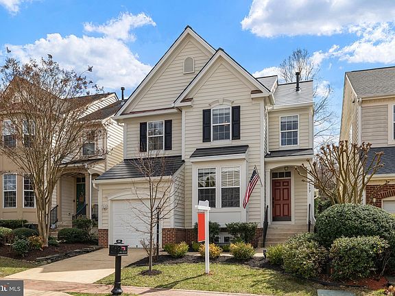 3rd image of 7689 Graysons Mill Ln