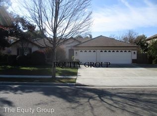 6111 W Pryor Ave, Visalia, CA