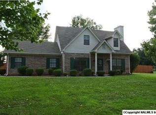 101 Chloe Dr, Huntsville, AL 35811