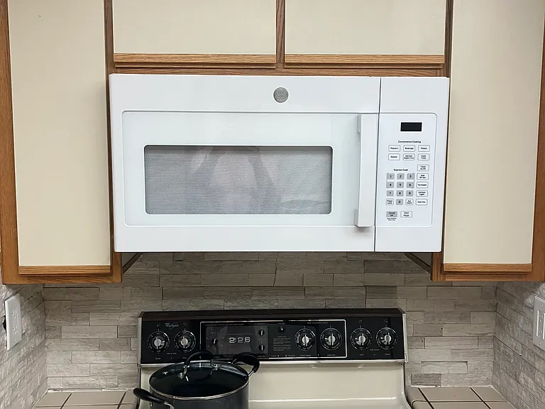 840 Sea Spray Ln #208 — Photo 10