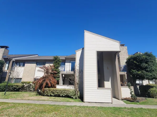 7032 N Holiday Dr, Galveston, TX 77550