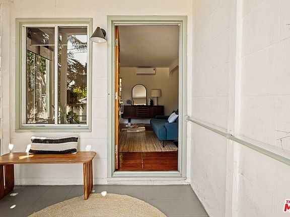 3rd image of 2510 1/2 Arthur St
