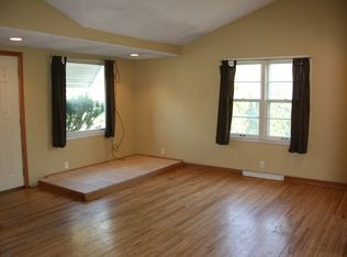 1112 Walnut St, Cedar Falls, IA 50613