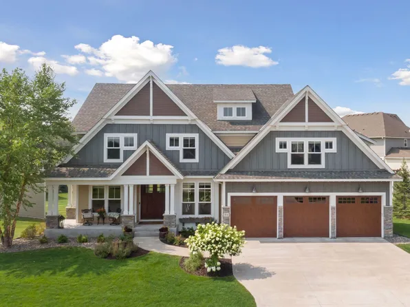 54 Monarch Way, North Oaks, MN 55127