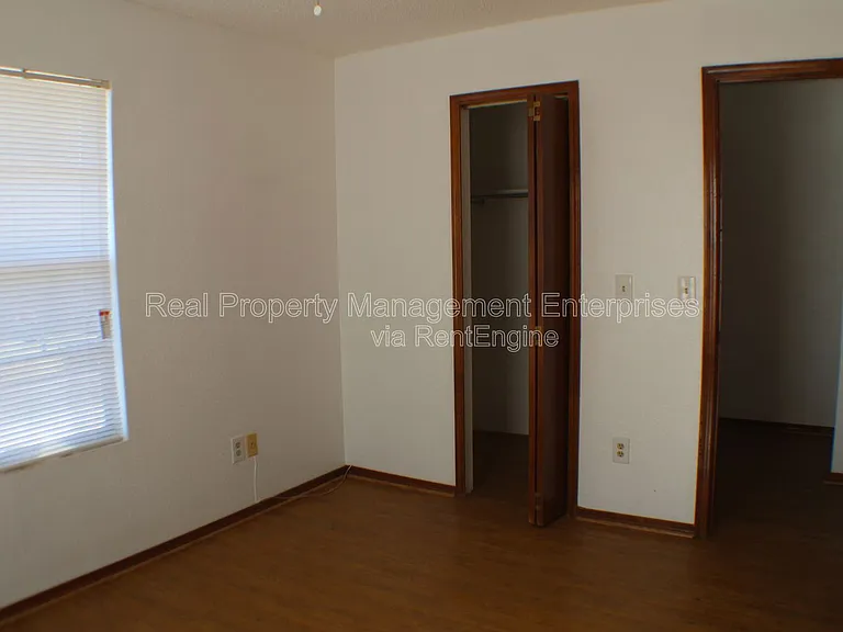 4714 Creek Ct — Photo 8