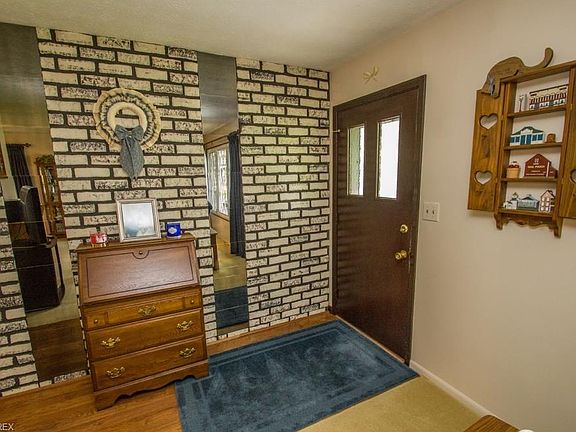 3rd image of 6621 Copley Ave