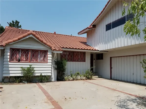 14145 Weddington St, Van Nuys, CA 91401