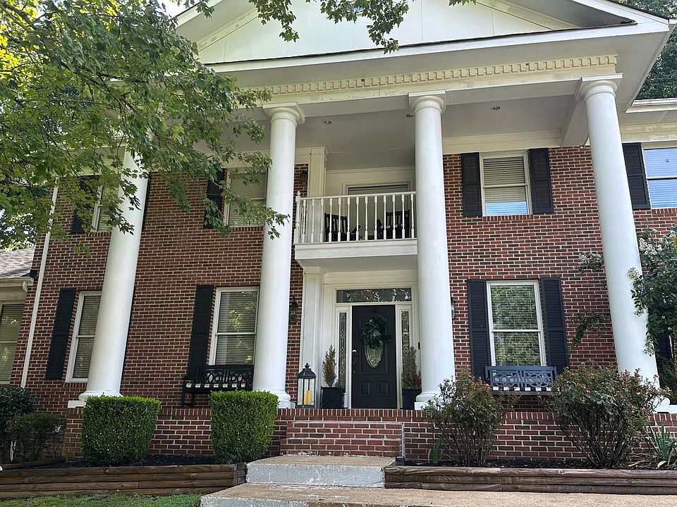 1st image of 4726 Buckingham Dr
