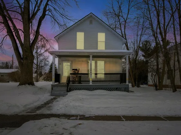 915 11th Ave W, Ashland, WI 54806